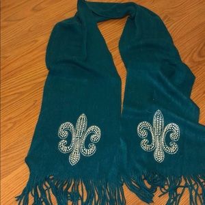 Teal colored scarf